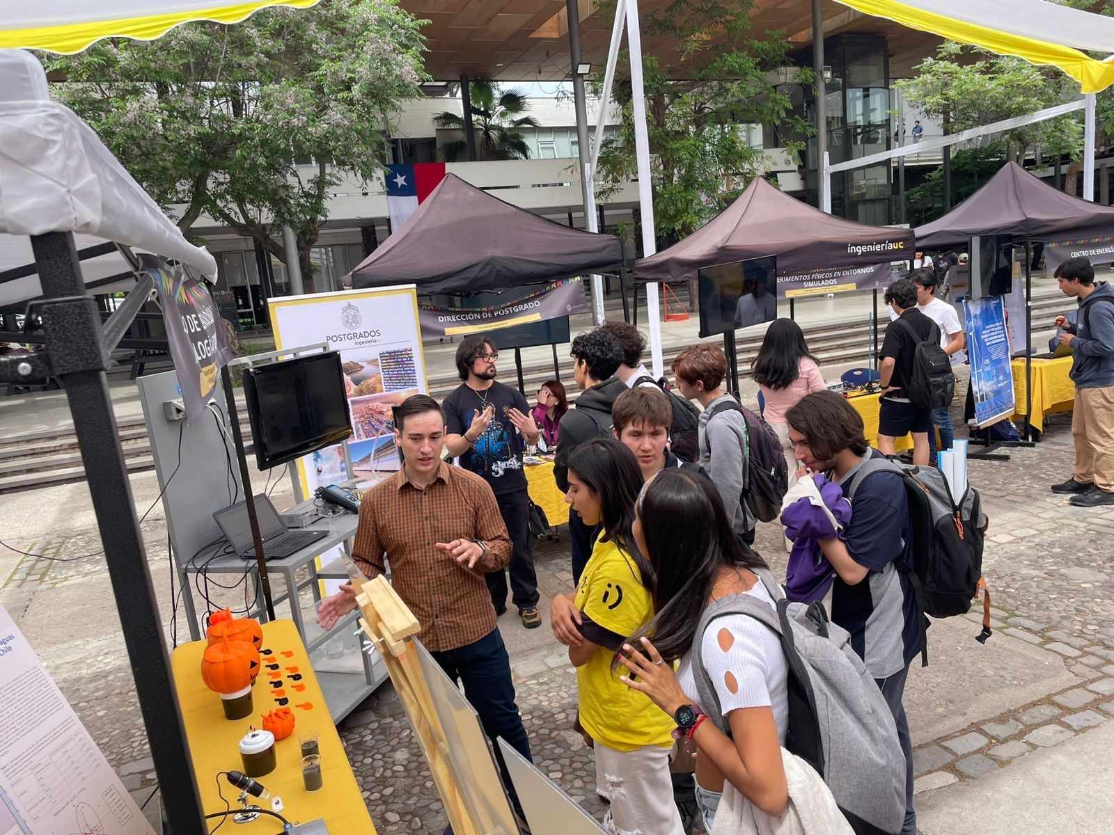 Feria de Investigación Escuela de Ingeniería UC